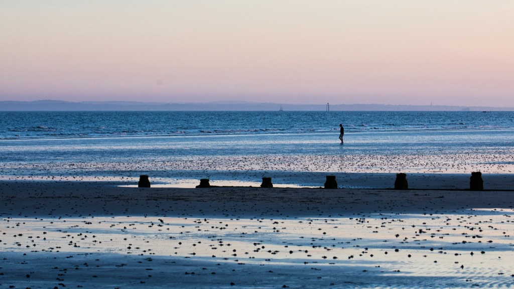 West Sussex region page, ocean, beach
